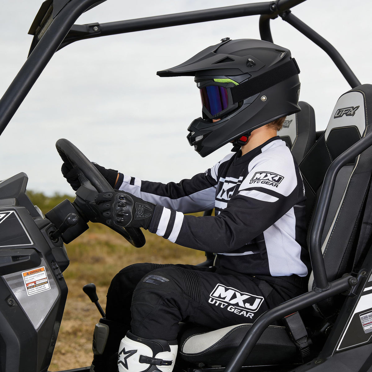 DOT Approved Full Face Motocross Helmet G881174