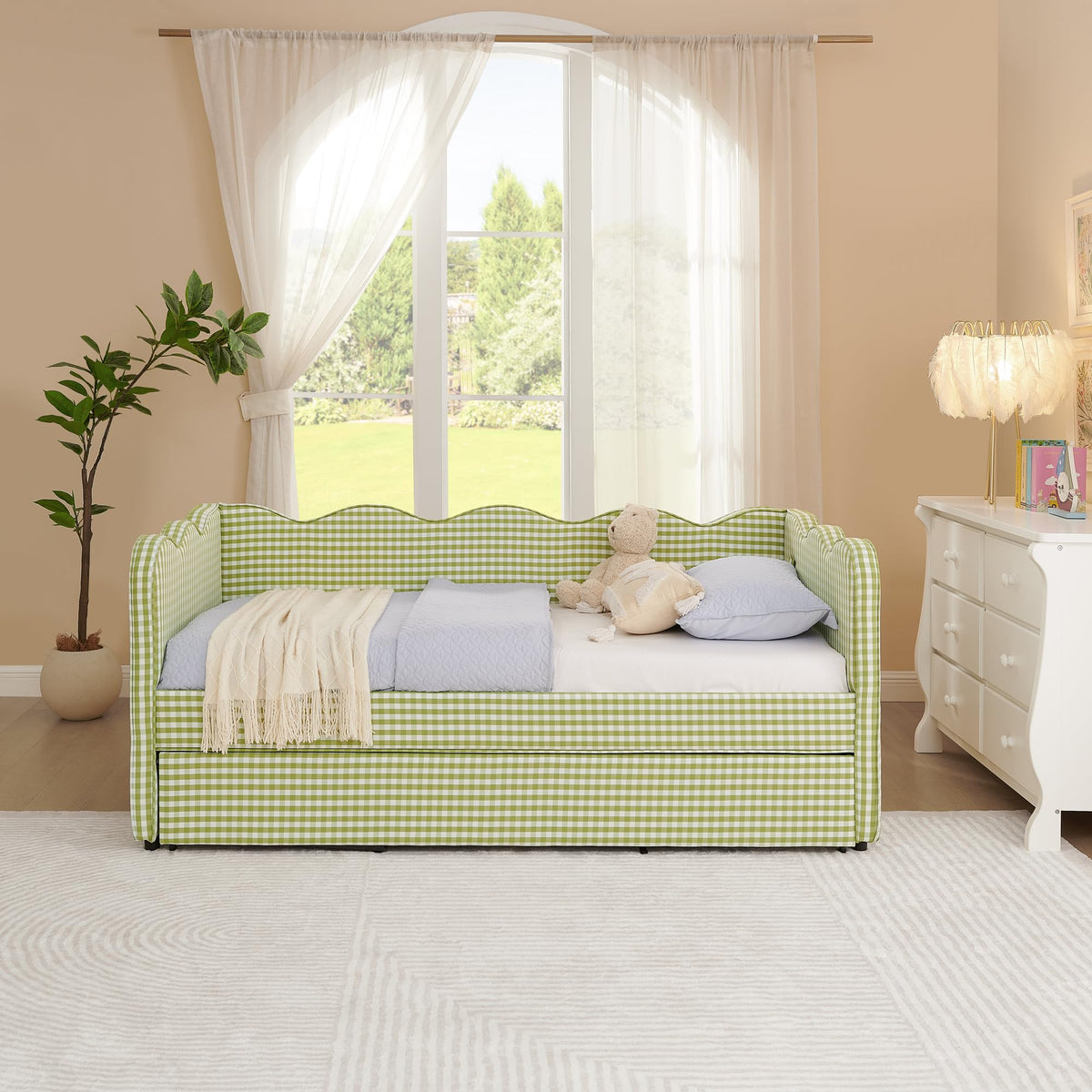 Twin Gingham Upholstered Daybed with Pop Up Trundle Bed B828381