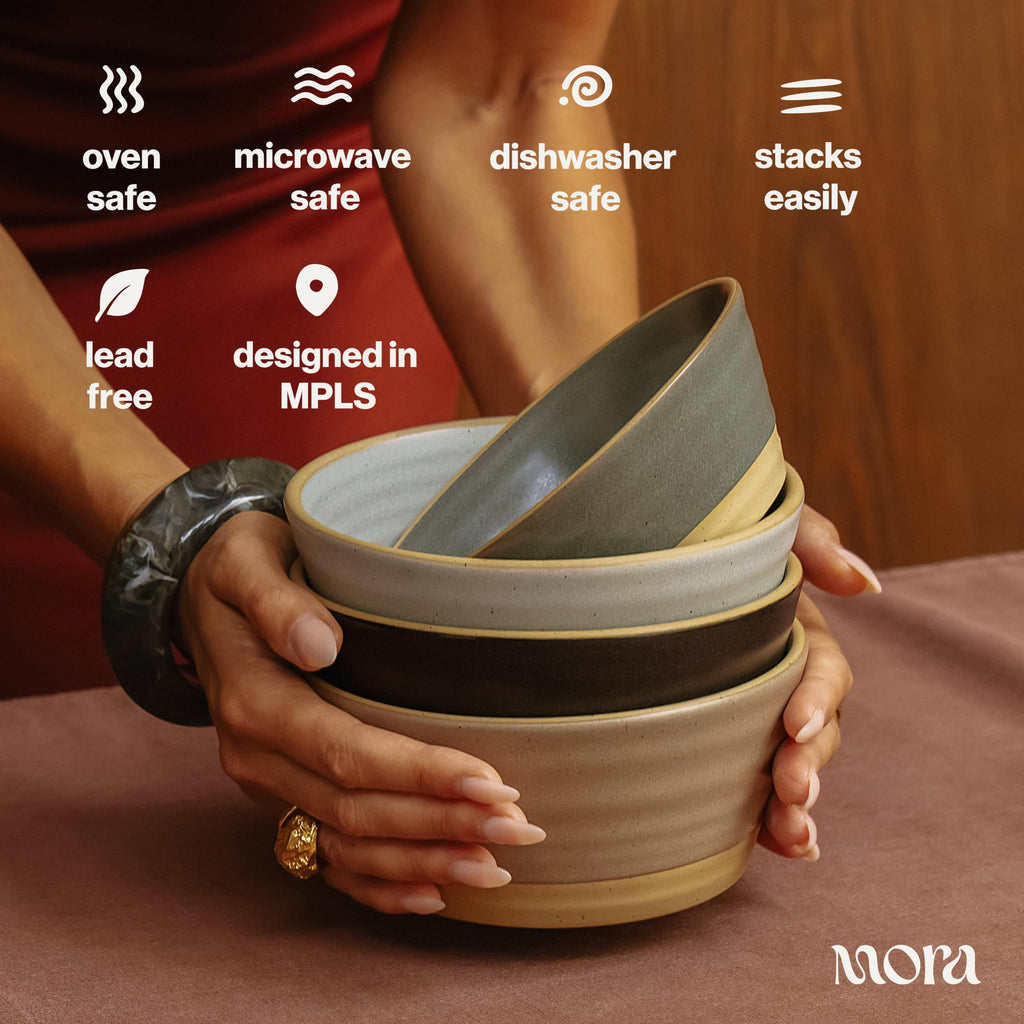 Set of 4 Ceramic Bowls R528