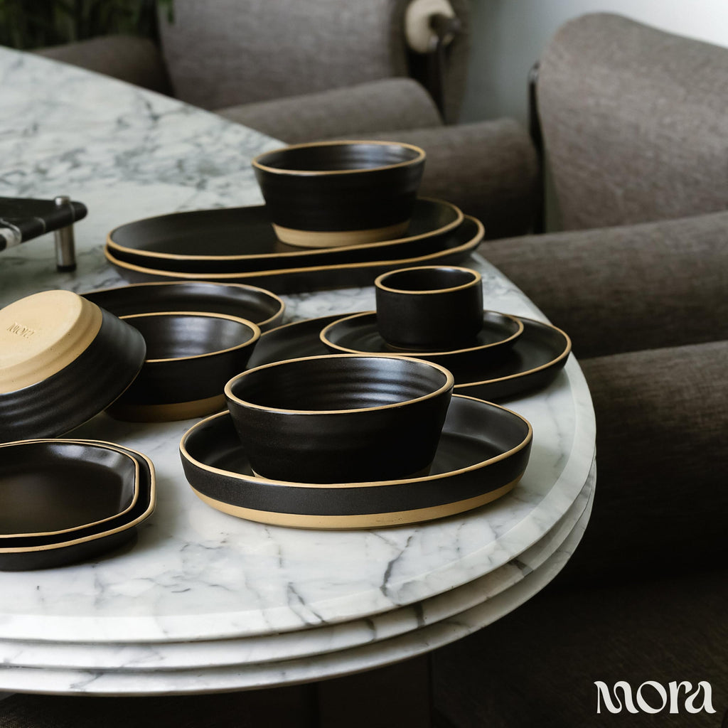 Set of 4 Ceramic Bowls R528