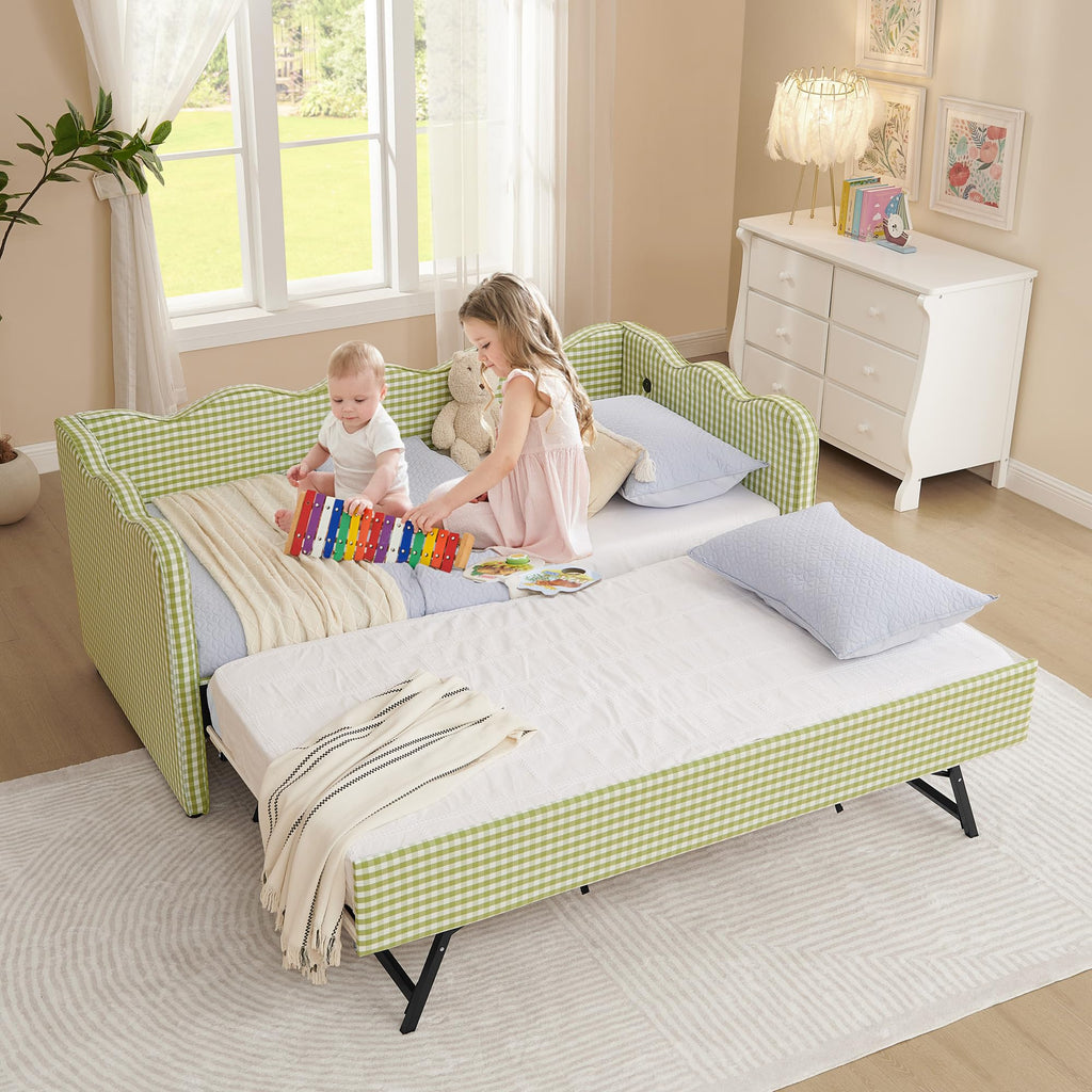 Twin Gingham Upholstered Daybed with Pop Up Trundle Bed B828381