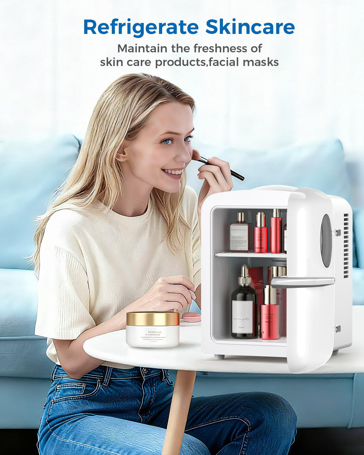 White Mini Fridge Q7587